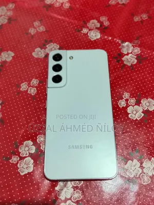 Photo - Samsung Galaxy S22 5G 256 GB White