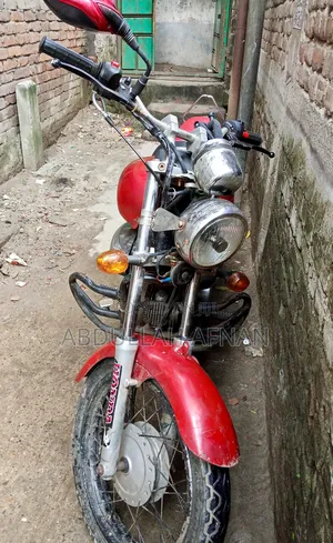 Honda 2000 Red