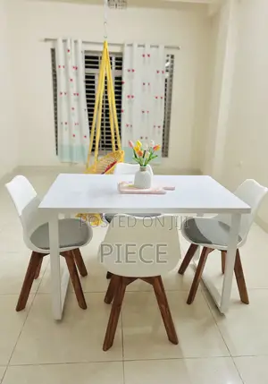 Photo - Smart Dining Table With 4 Tulip Chair (Full Set)