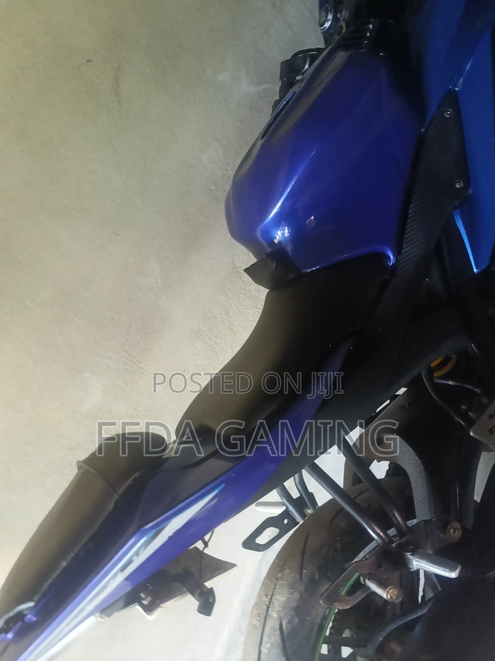 R15 V2 ফুল ফ্রেশ গাড়ি কাগজ নাই স্ট্যাম্প করি দেওয়া যাবে