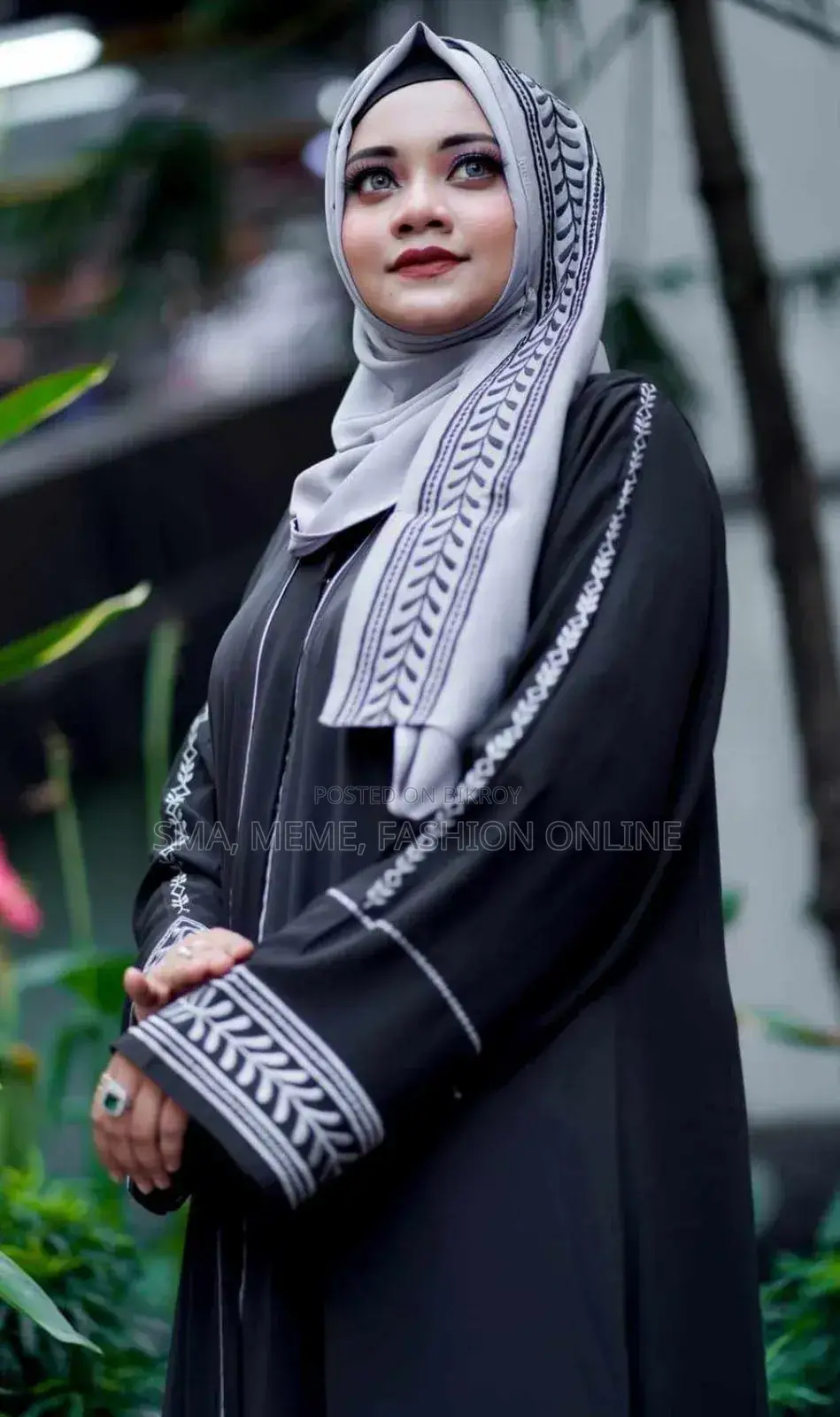 ড্রেস নেম : আদিবা বোরখা (হিজাবসহ)