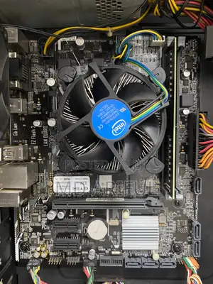 Intel Core I5-7th Gen-Nvme SSD 120gb 8gb Ram_with 4gb Graphc