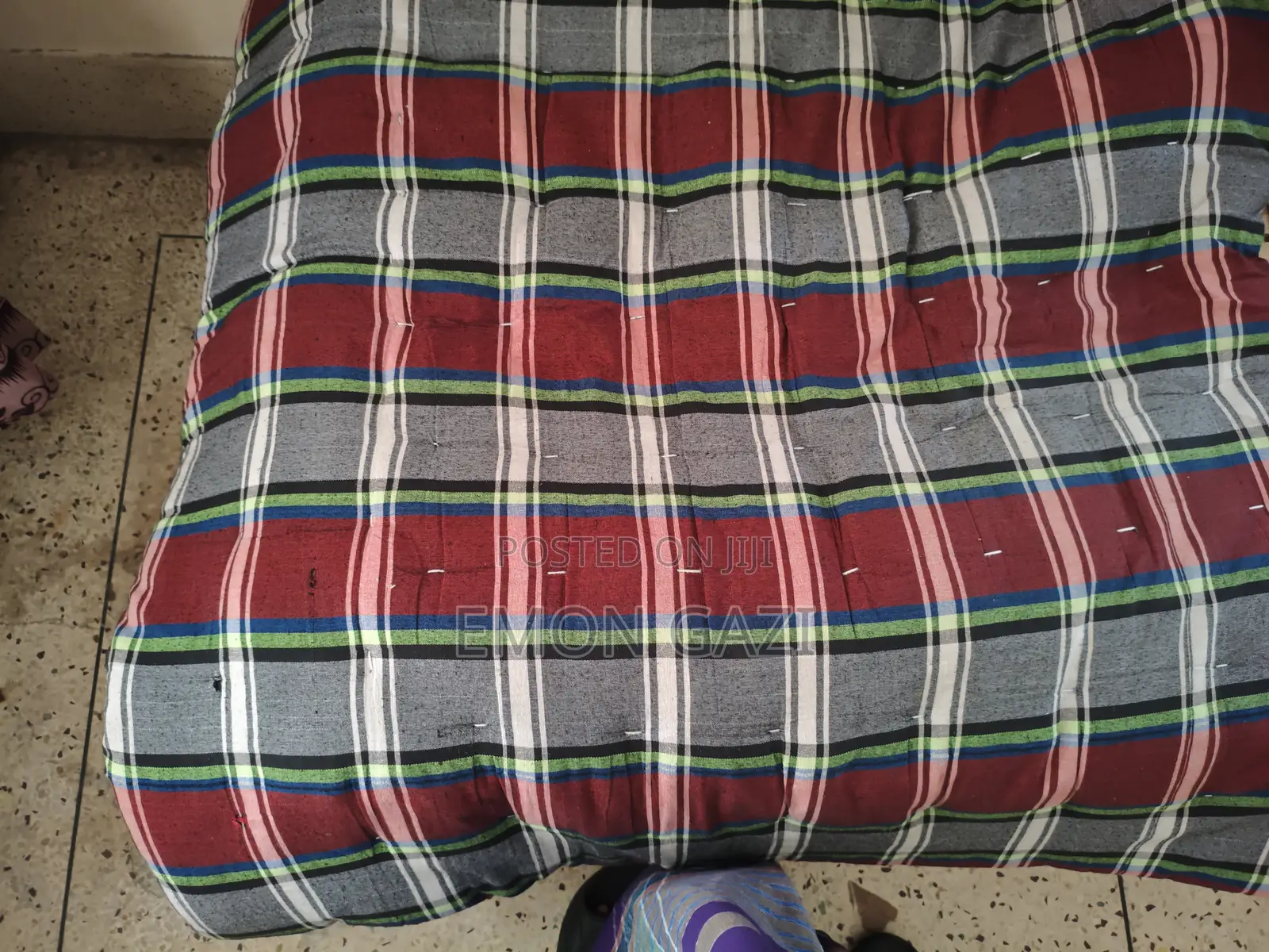 তোসক মাএ ৩৫০