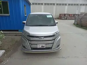 Photo - Toyota Noah 2020 Silver