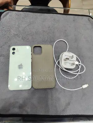 Photo - Apple iPhone 12 128 GB Green