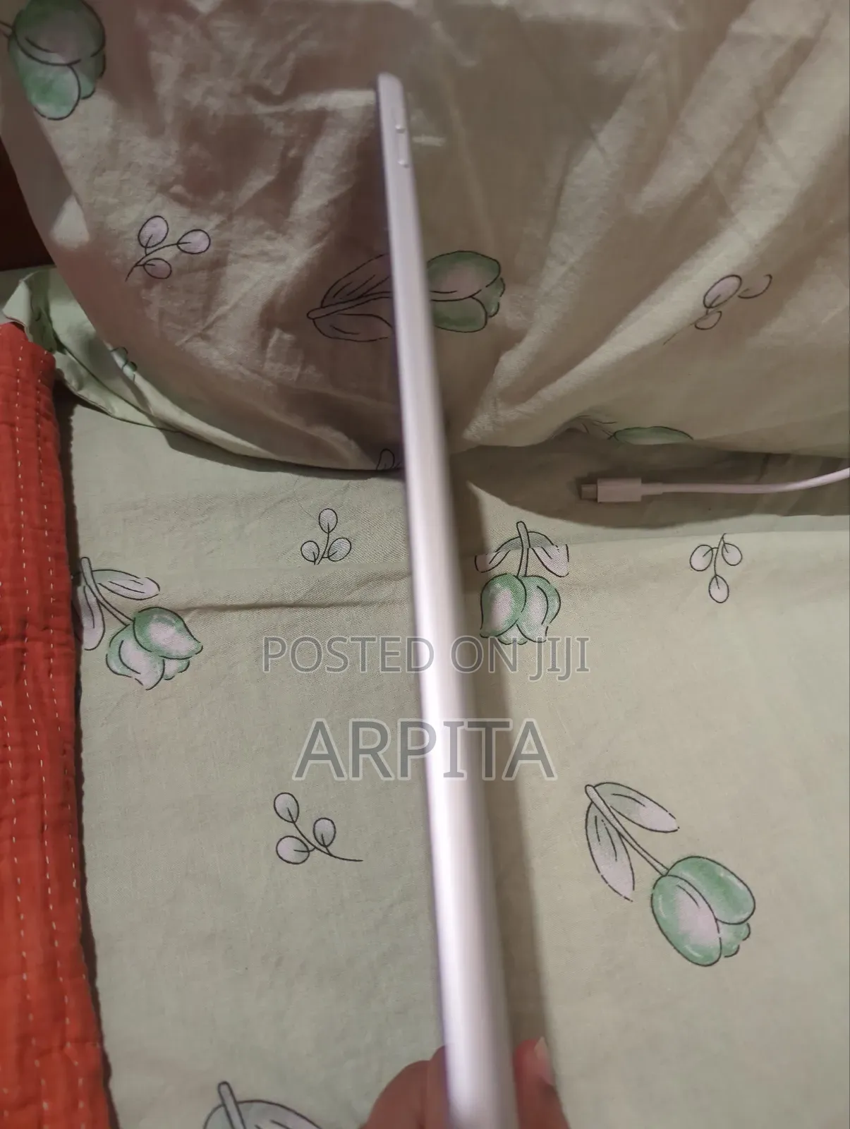 Apple iPad 9.7 64 GB Gray