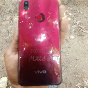 Photo - Vivo Y11 32 GB Red