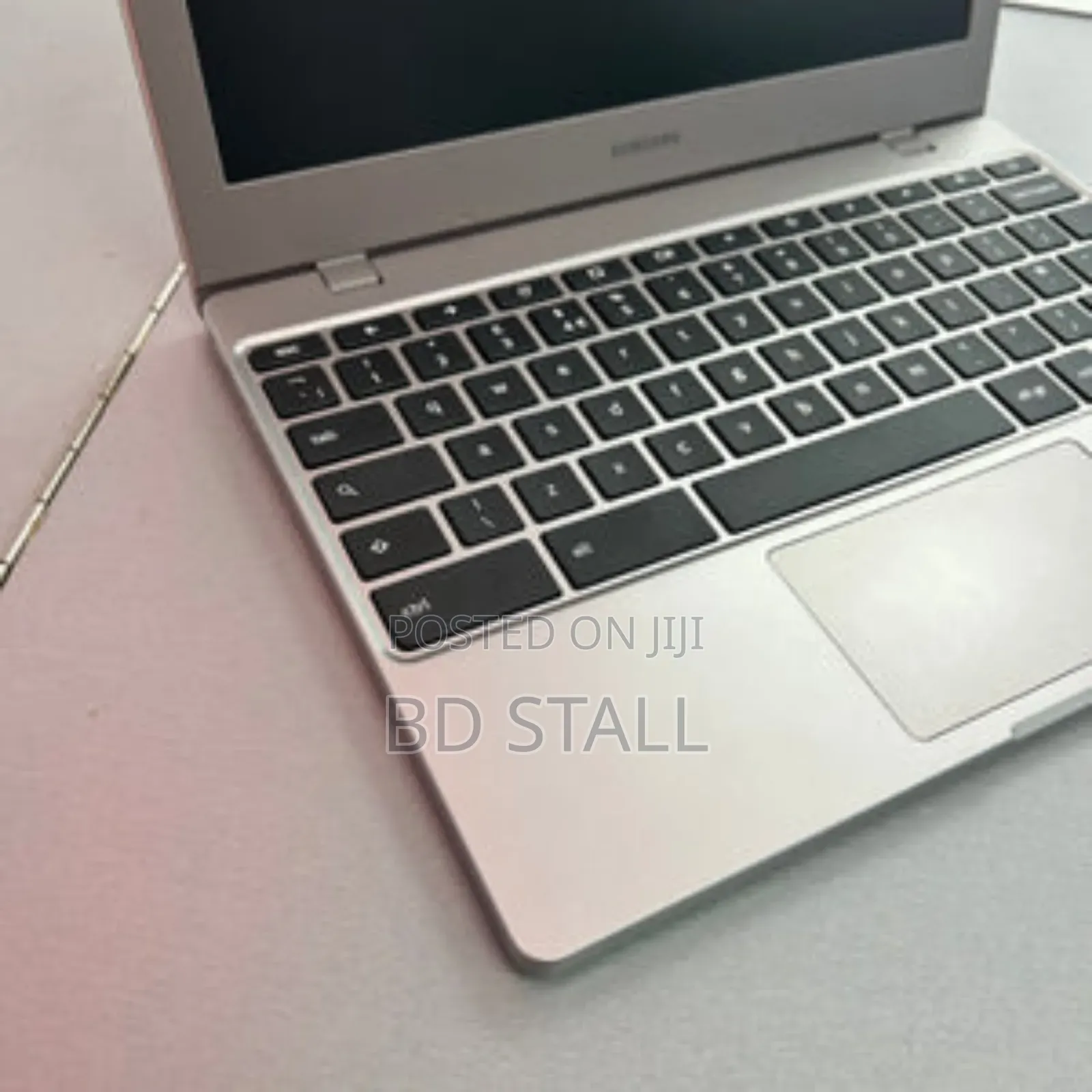 Laptop Samsung Chromebook 3 11 4GB Intel Pentium SSD 32GB