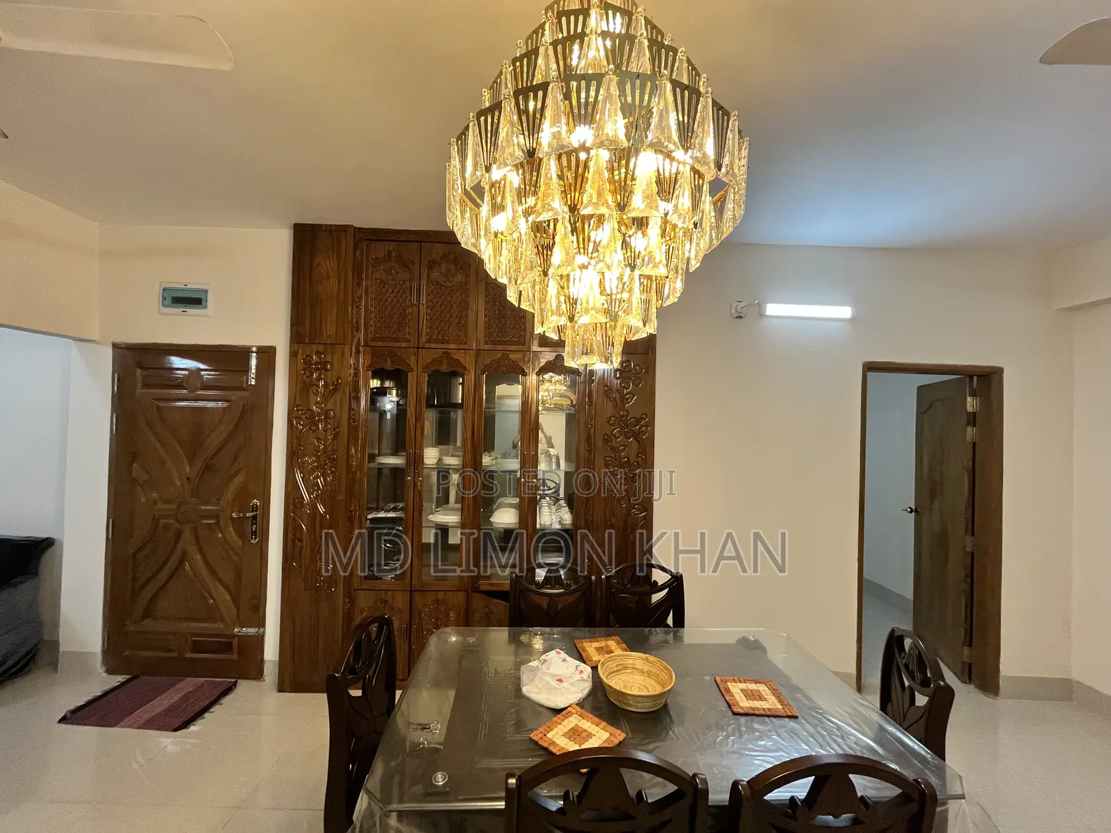 Furnished 4bdrm Apartment in Bangladesh, Aftab Nagar for Rent