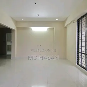 4bdrm Apartment in Un Furnished Flat for Rent