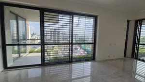 4bdrm Apartment in Un Furnished Flat for Rent
