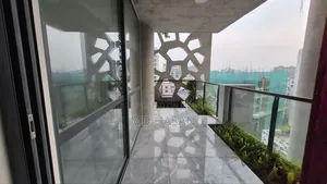 4bdrm Apartment in Un Furnished Flat for Rent