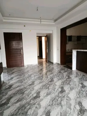 4bdrm Apartment in Semi Furnished for Rent