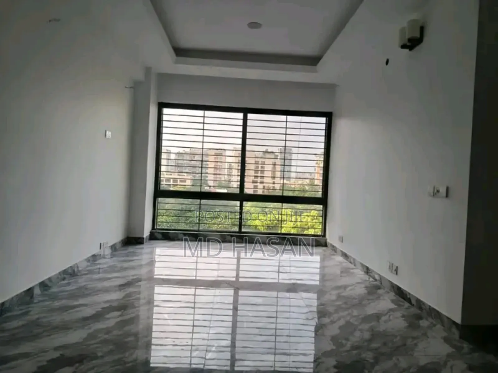 4bdrm Apartment in Semi Furnished for Rent