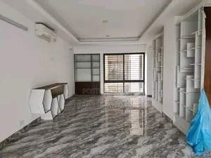 Photo - 4bdrm Apartment in Semi Furnished for Rent