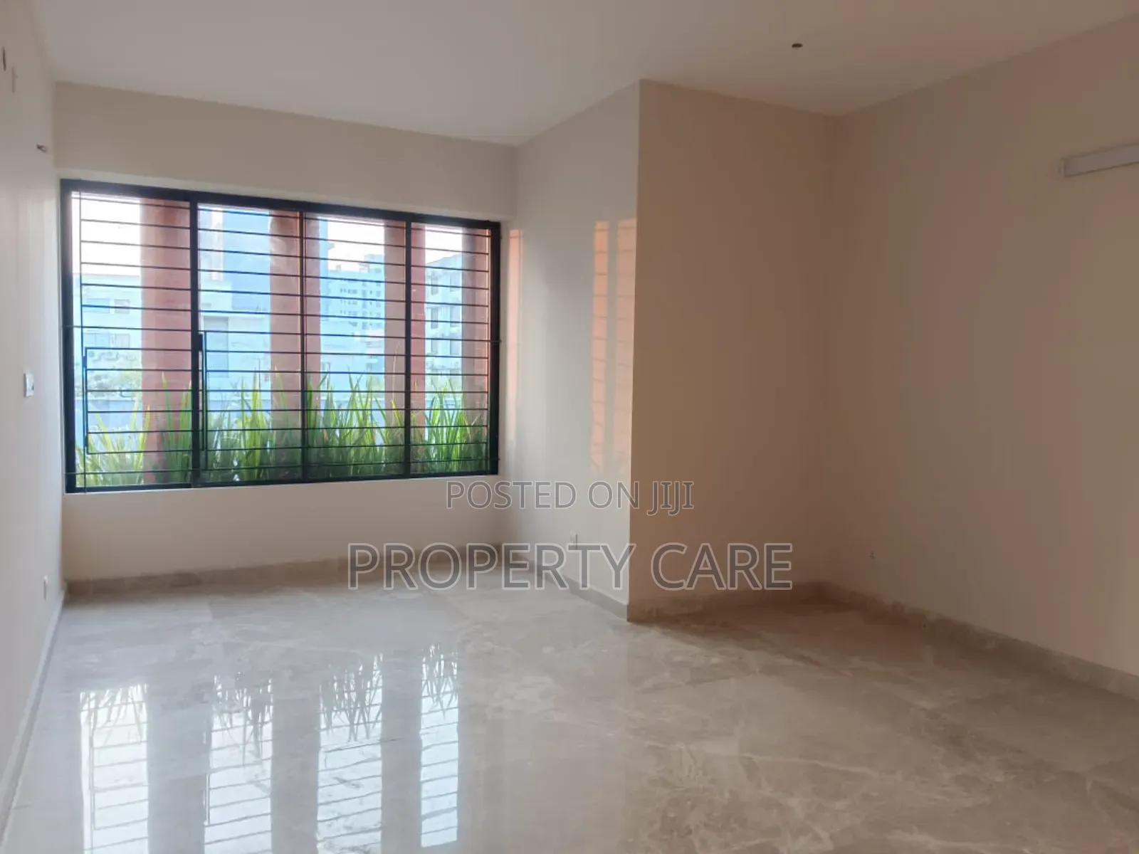 4bdrm Apartment in Gulshan for Rent