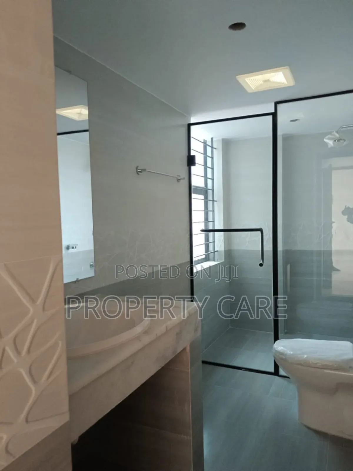 4bdrm Apartment in Gulshan for Rent