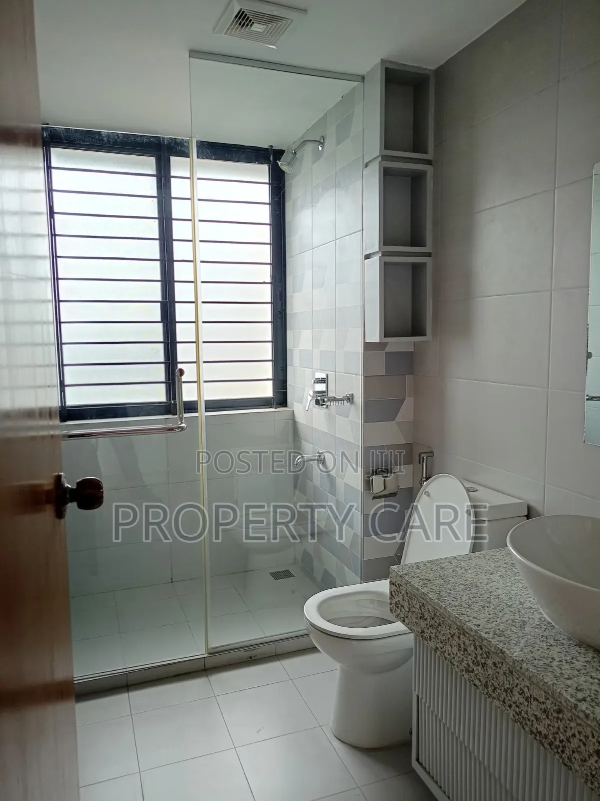 3bdrm Apartment in Gulshan for Rent