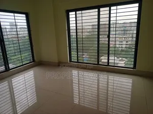 4bdrm Duplex in Gulshan for Rent