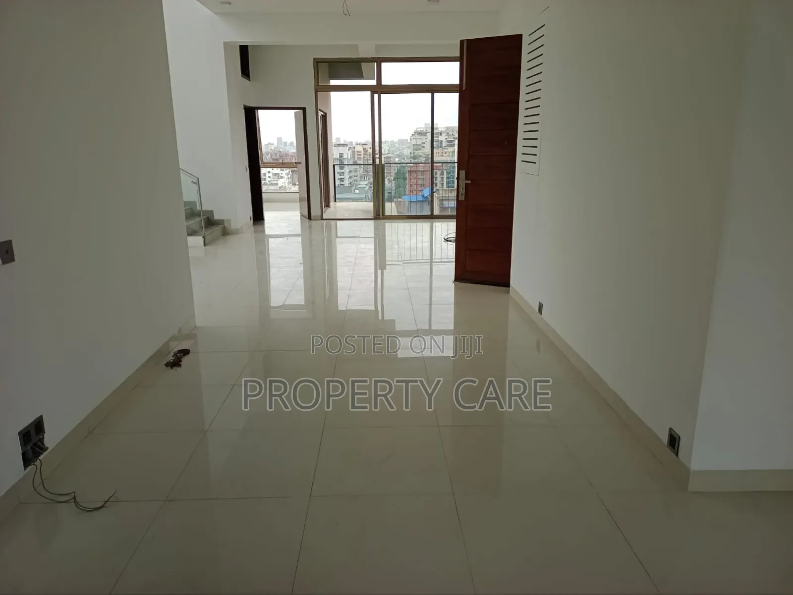 4bdrm Duplex in Gulshan for Rent