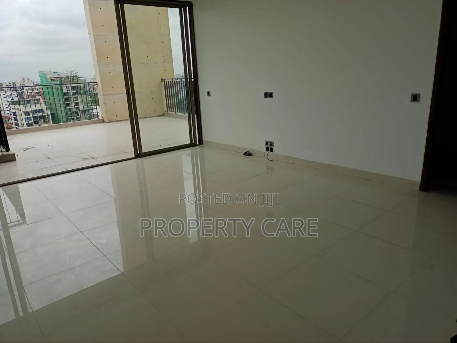 4bdrm Duplex in Gulshan for Rent