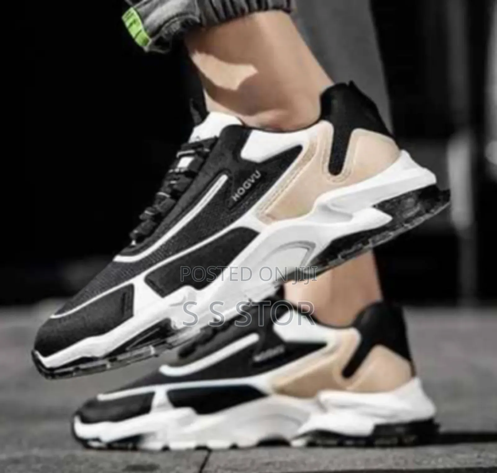 Men"S Sports Shoe Made in China