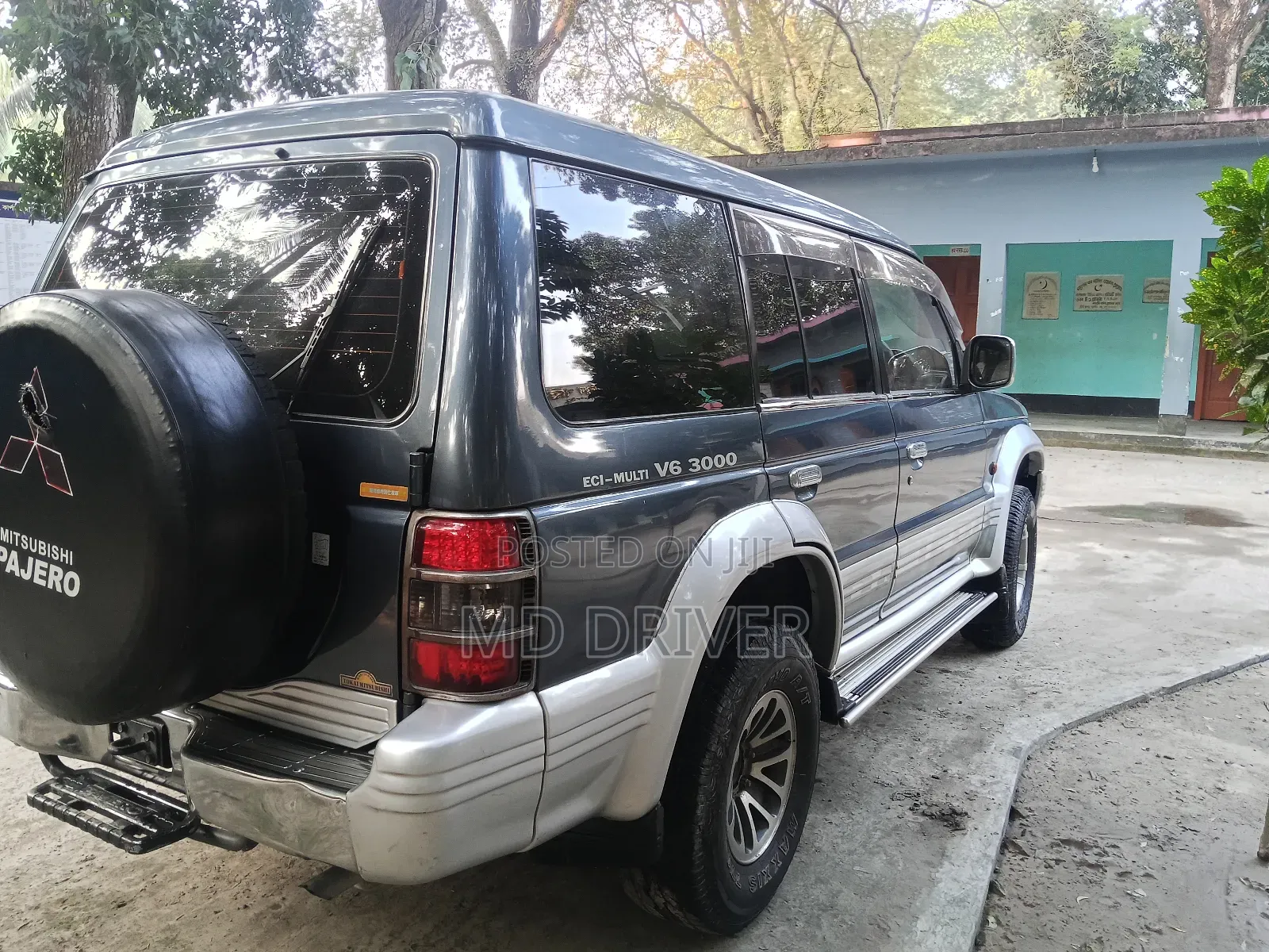 Mitsubishi 3000 1998 Blue