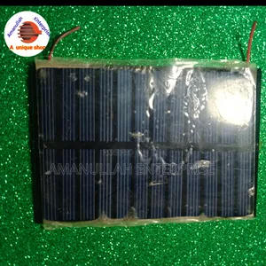 Photo - Mini Solar Panel, Used to Convert Sunlight Into Electricity