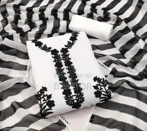 Photo - কাশ্মীরী আড়ি এম্ব্রডারী থ্রি-পিচ। নতুন আপডেট