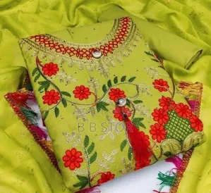 কাশ্মীরী আড়ি এম্ব্রডারী থ্রি-পিচ। 3 Pis Dress