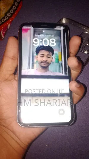 Apple iPhone 11 64 GB White