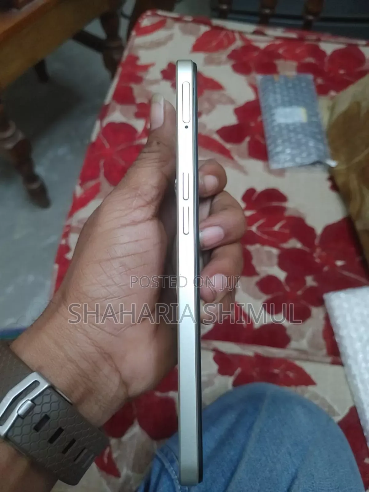 Realme V30 128 GB Orange