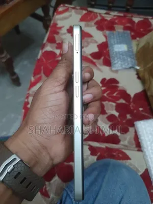 Realme V30 128 GB Orange