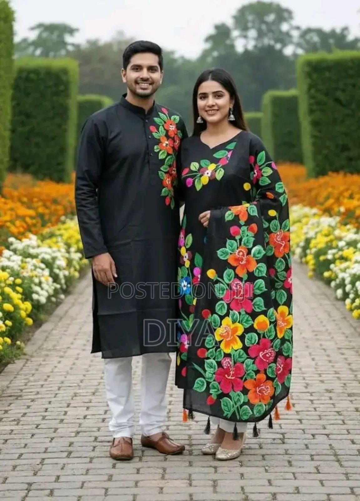 যুগলবন্দী পাঞ্জাবি-থ্রিপিস কাপল সেট