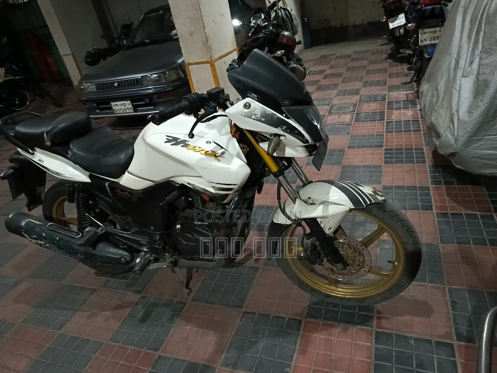 Hero Hunk 2019 White