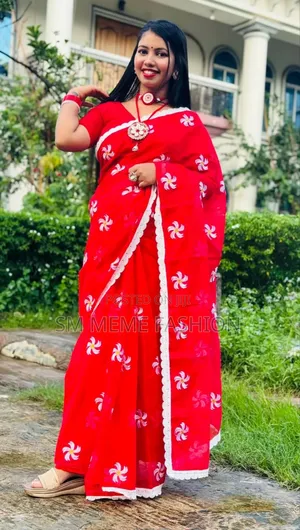 Elegant Lace Work Georgette Saree