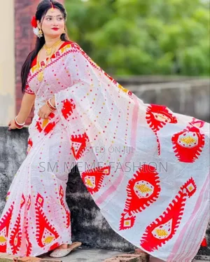 হাফ সিল্ক নকশী পাড় শাড়ি