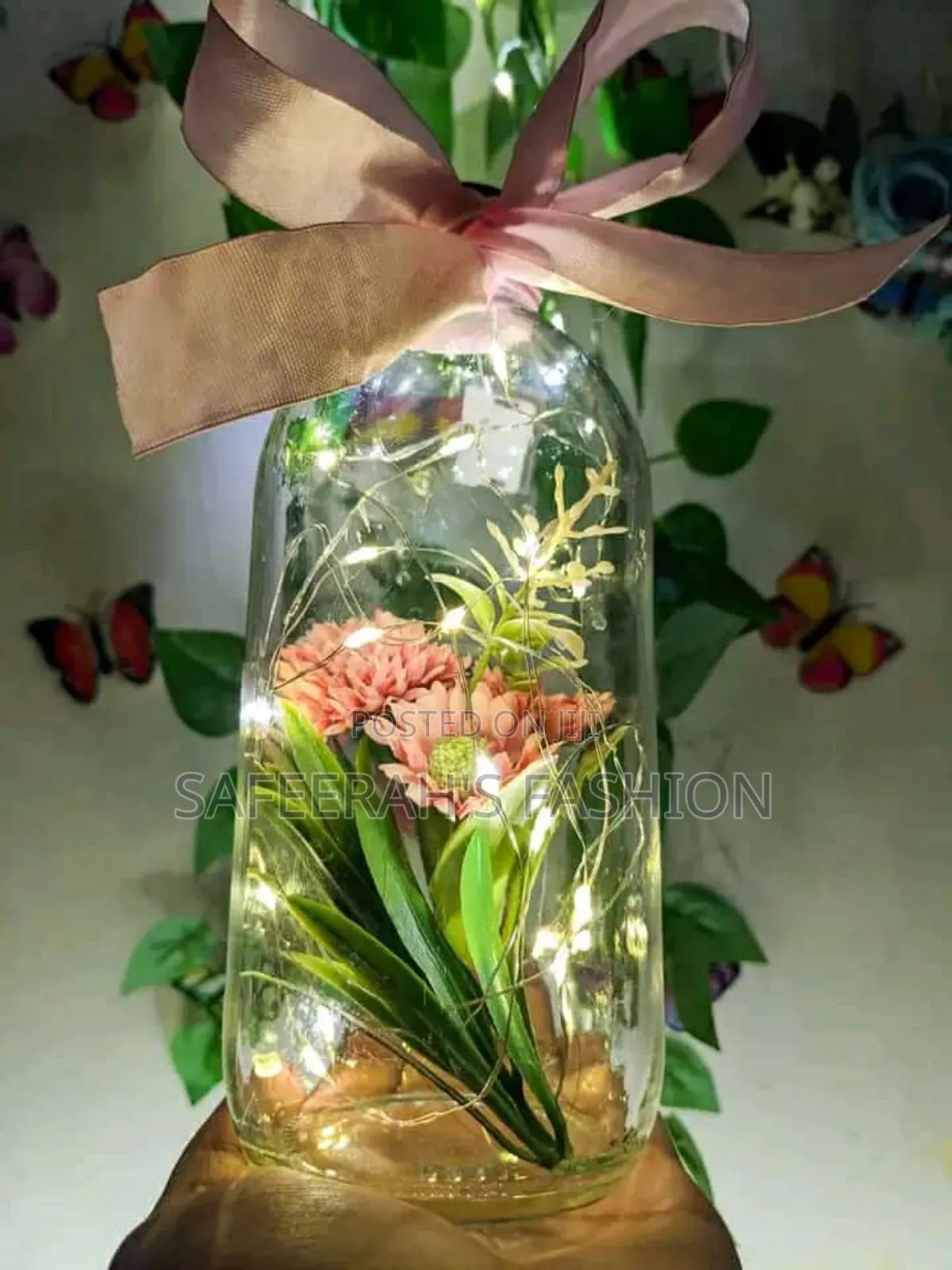 Glass Light With Flower
Oph