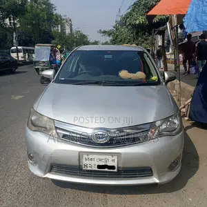 Photo - Toyota Axio 2014 Silver