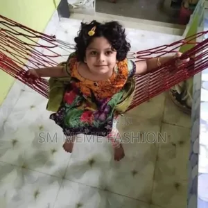 Photo - Dolna-দোলনা রেশমি সুতার