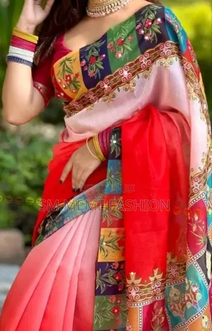 Stone and Digital Print Saree With Blouse Piece