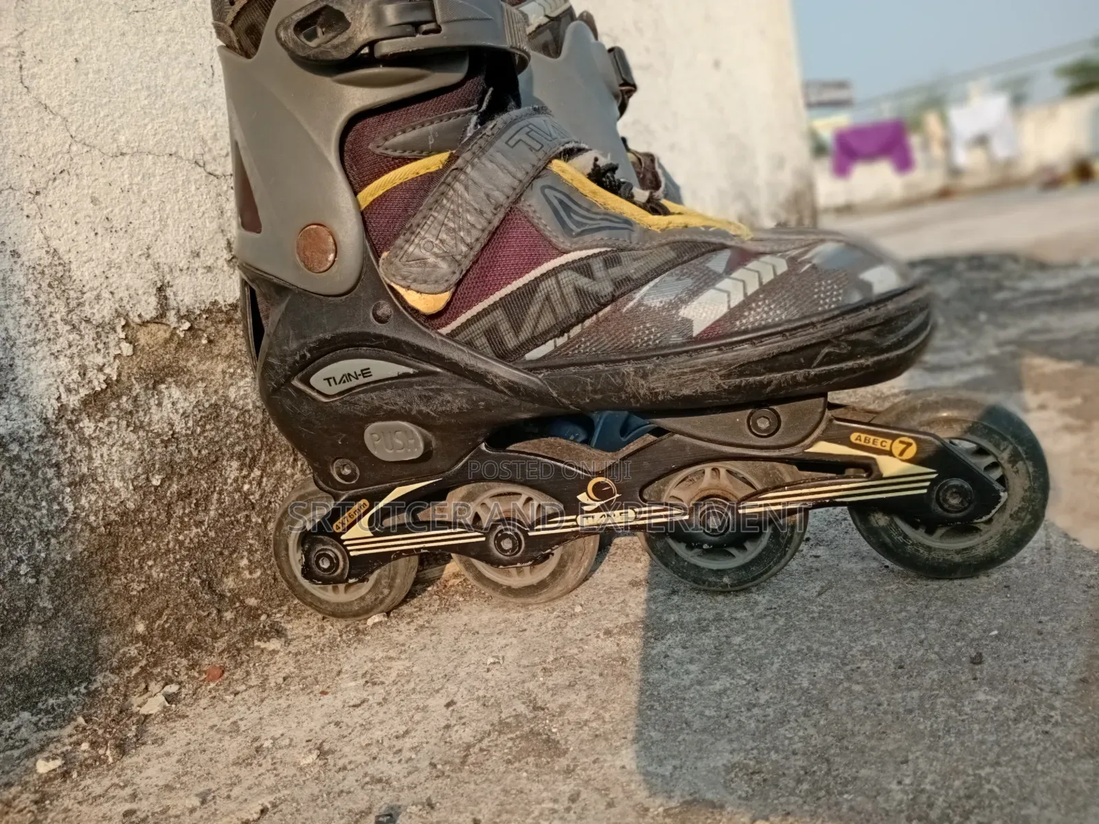 Skating Shoes for Sell