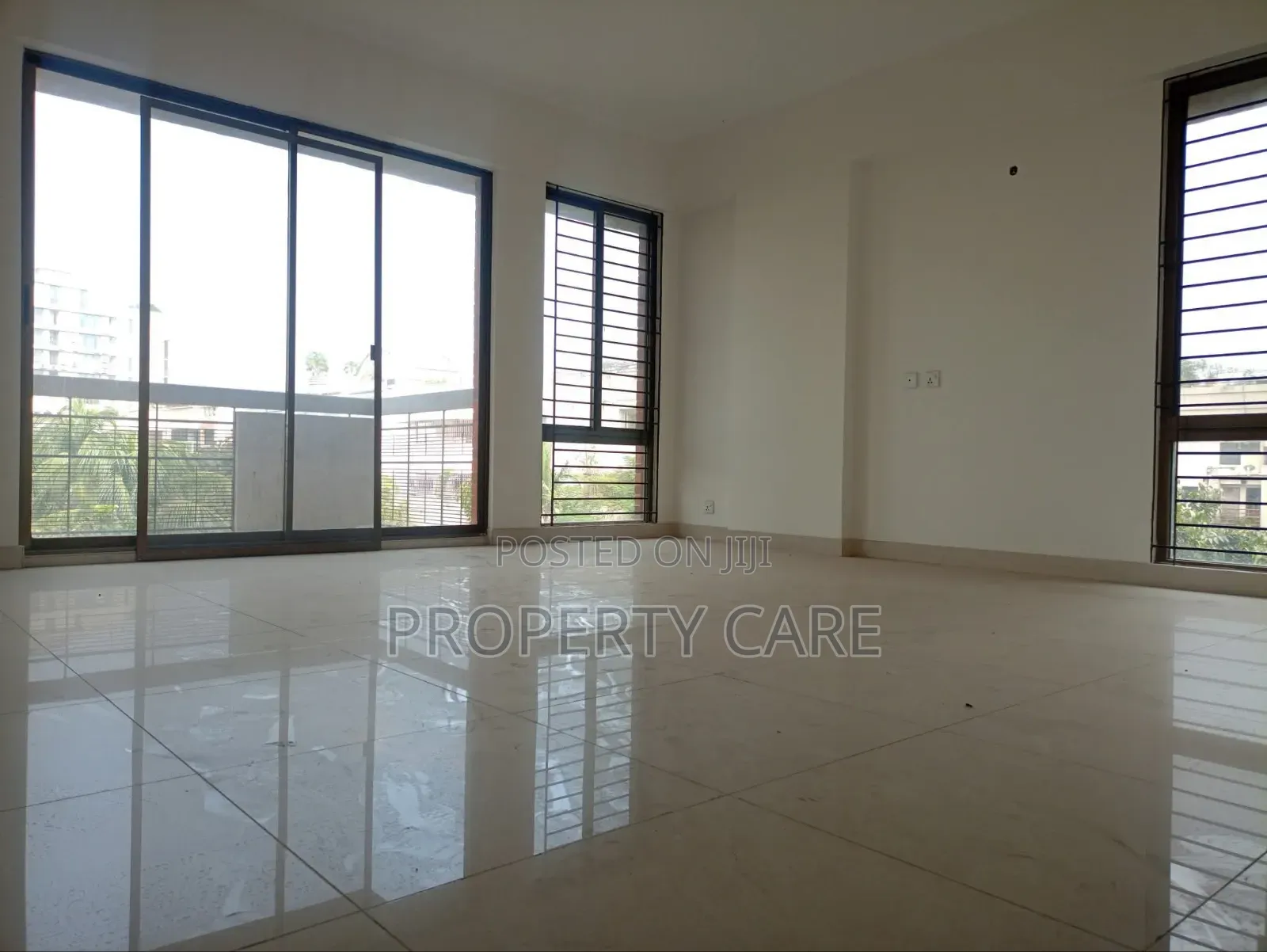 4bdrm Apartment in Gulshan for Rent