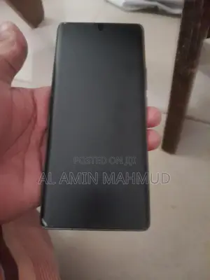 Photo - Tecno Spark 20 Pro Plus 256 GB Black