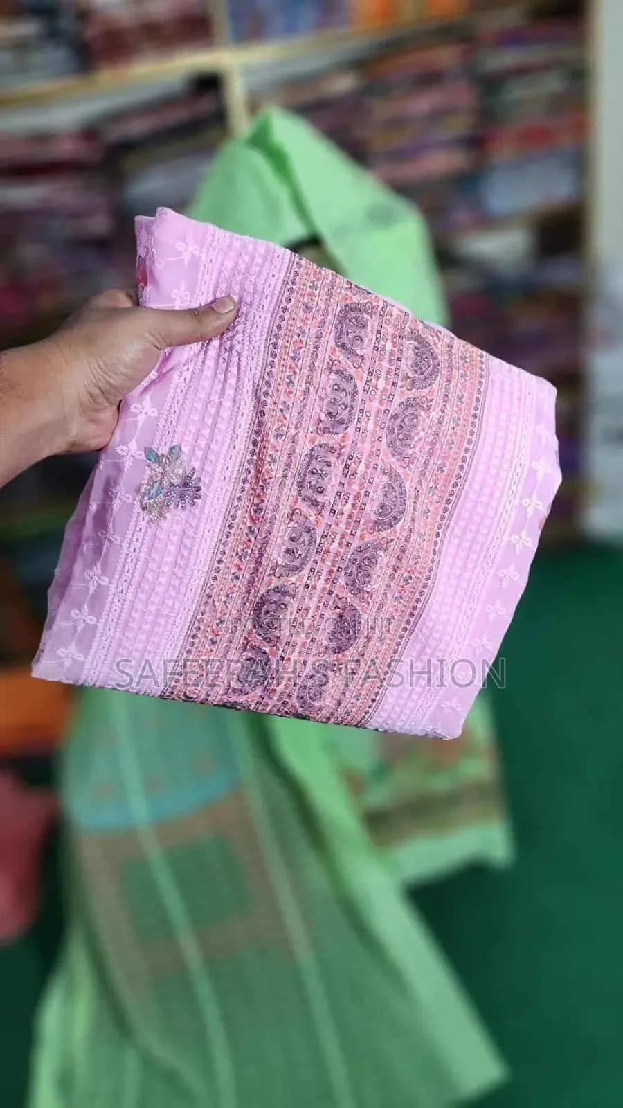 গোল্ড জর্জেট এর উপর সিকোয়েন্সের কাজ করা থ্রি পিস R