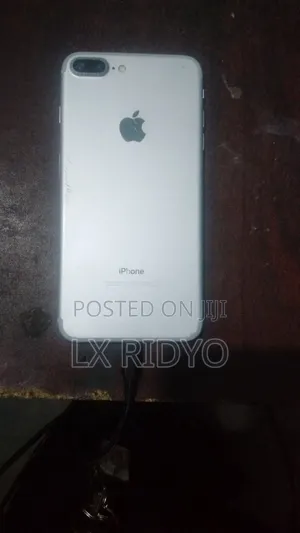 Apple iPhone 7 Plus 32 GB White