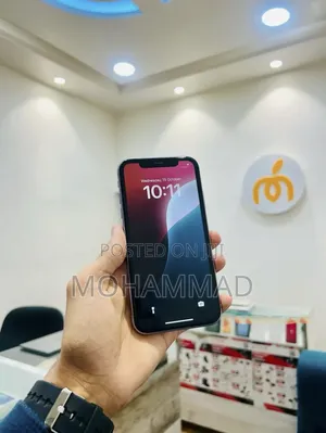 Photo - New Apple iPhone 11 128 GB Purple