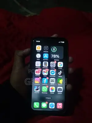 Apple iPhone X 64 GB White