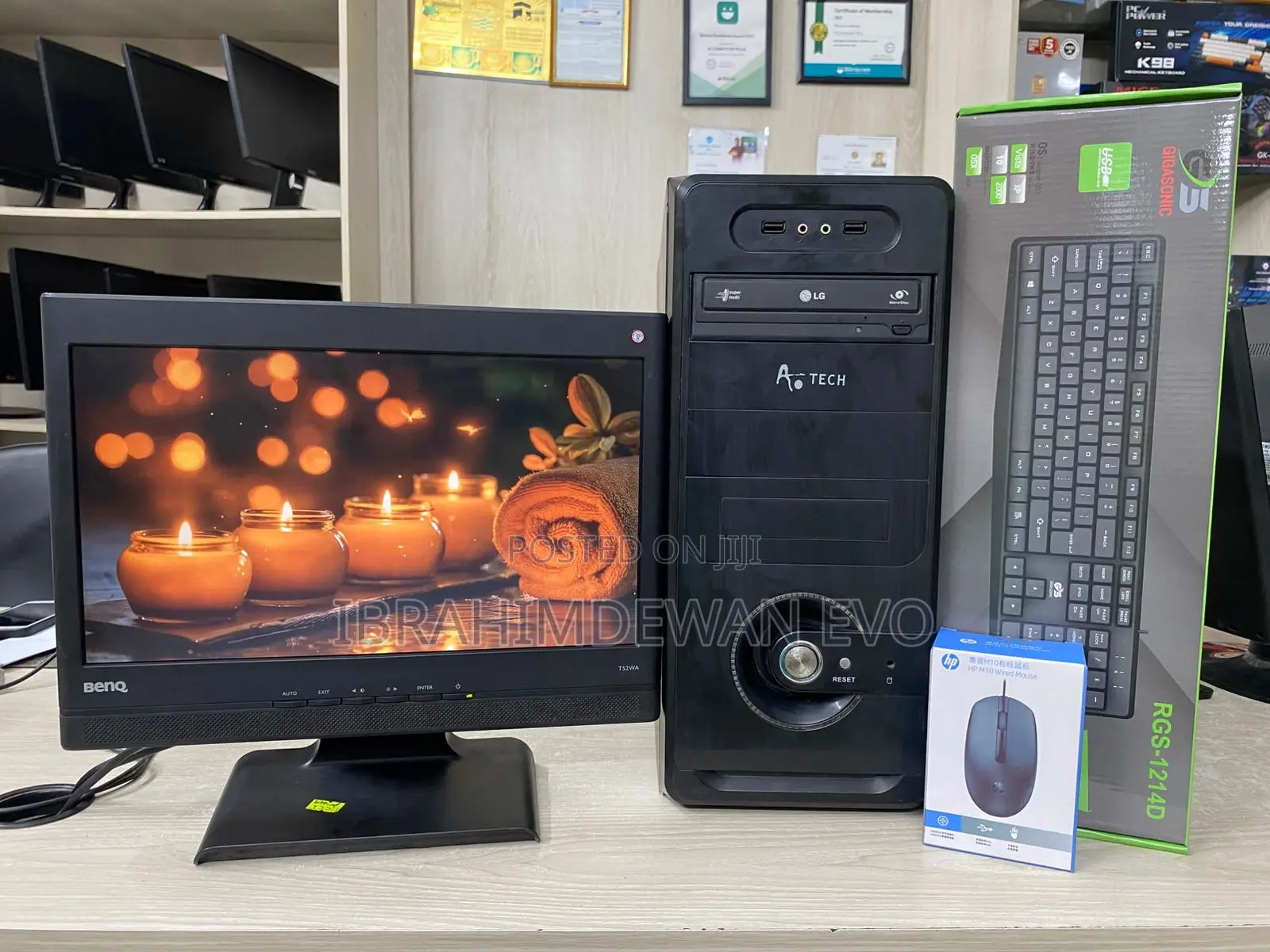 Desktop Computer Gigabyte GB-XM12-3227 4GB Intel Core 2 Duo SSD 500GB