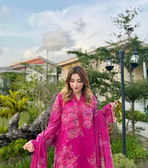 White Gold Georgette Three Piece হাই কোয়ালিটি